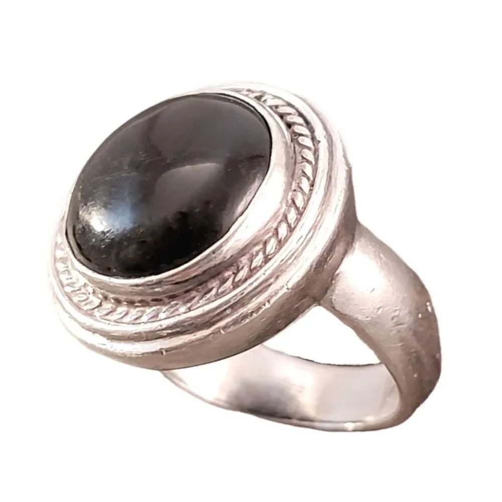 Vintage Sterling Onyx Round Cable Bezel Ring